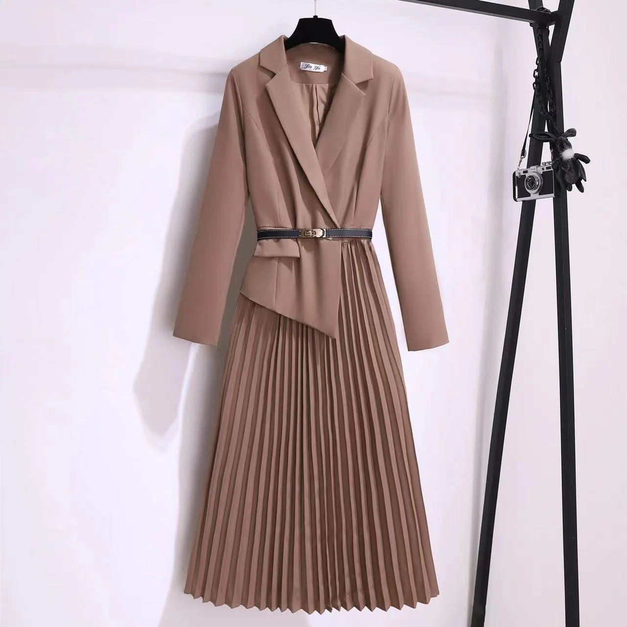 Nova Elegant Pleated Blazer Dress - Image 7