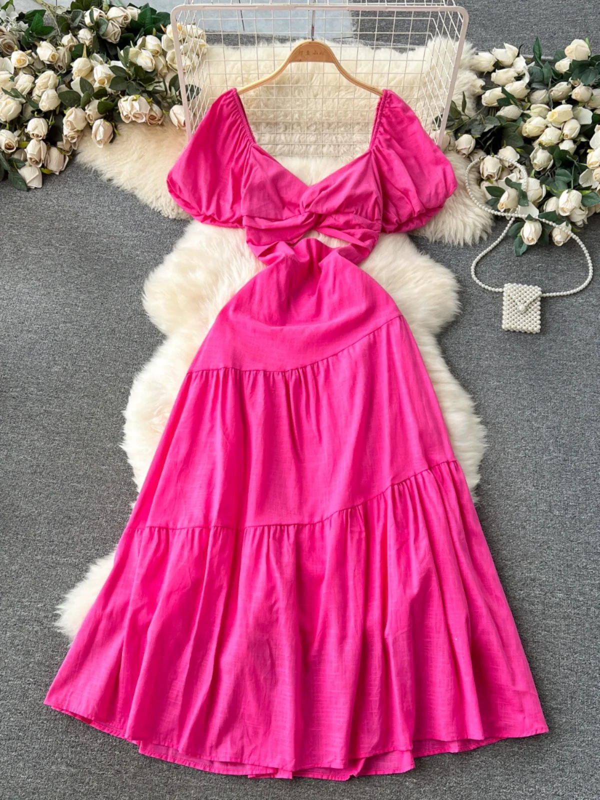 Orio Holiday Statement Maxi Dress - Image 2
