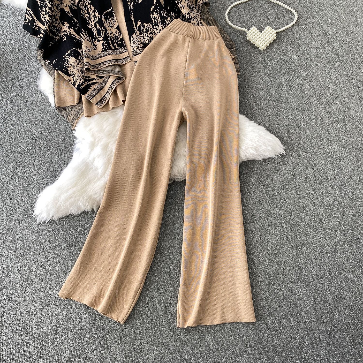 Orville Luxe Winter Coord Set With Cape - Image 6