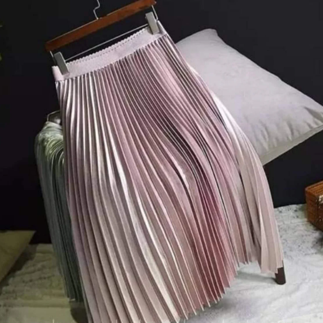 Pegmove Pleated Skirts - Image 3