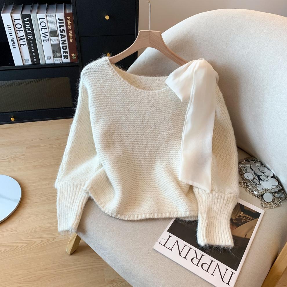 Pierre Premium Bow Sweater - Image 3
