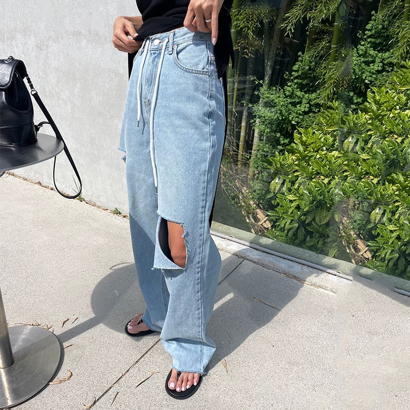 Riba Cropped Statement Denim Jeans - Image 3