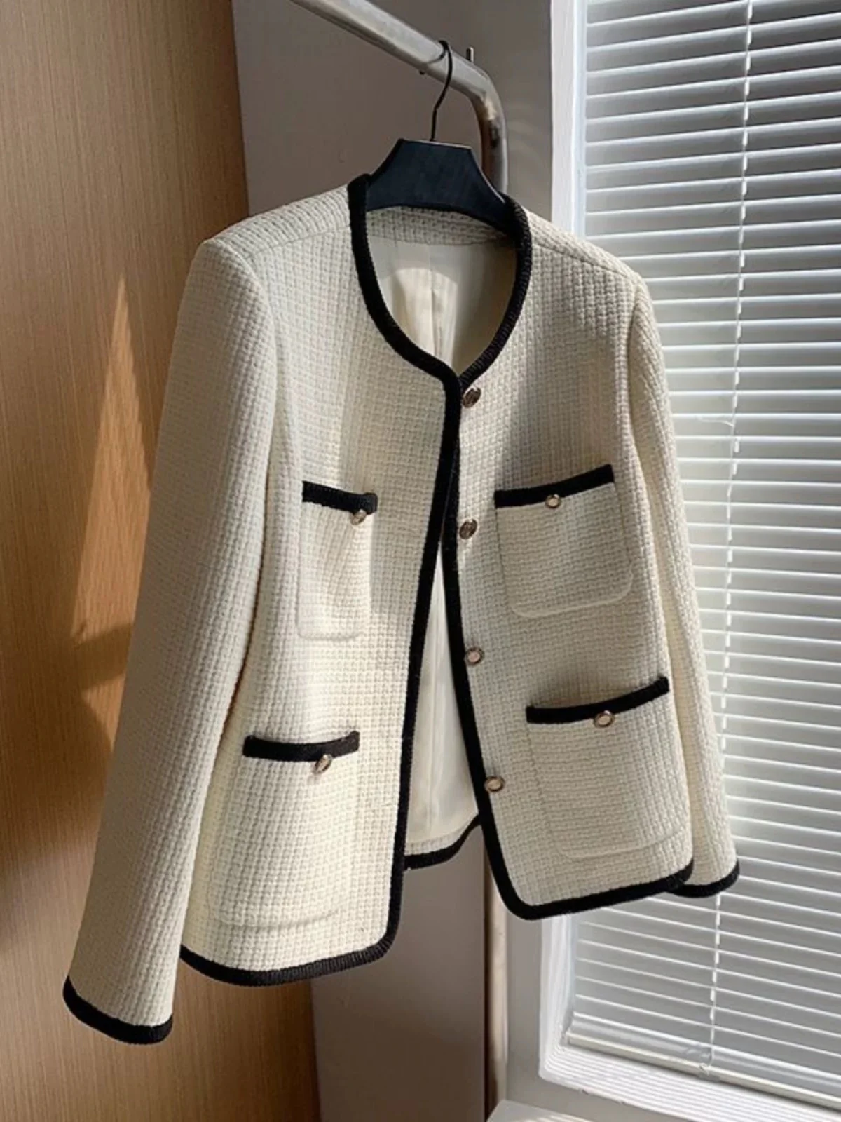 Riyo Statement Woolen Tweed Cardigan - Image 2
