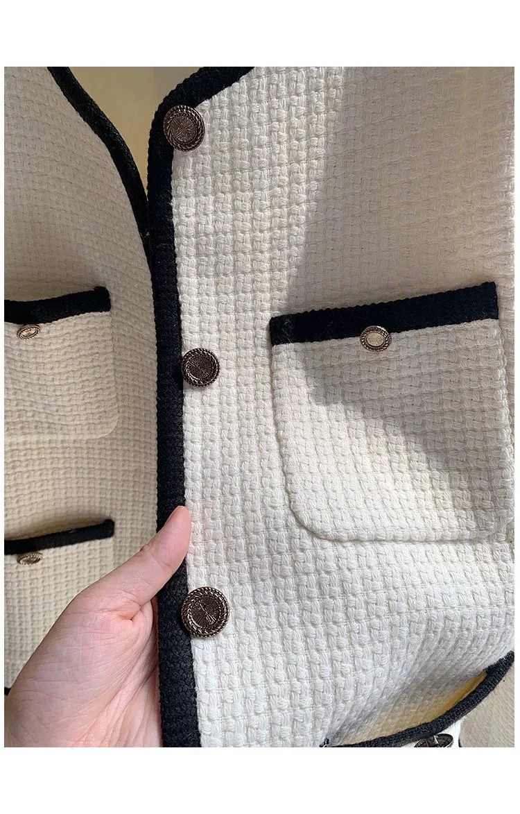 Riyo Statement Woolen Tweed Cardigan - Image 5