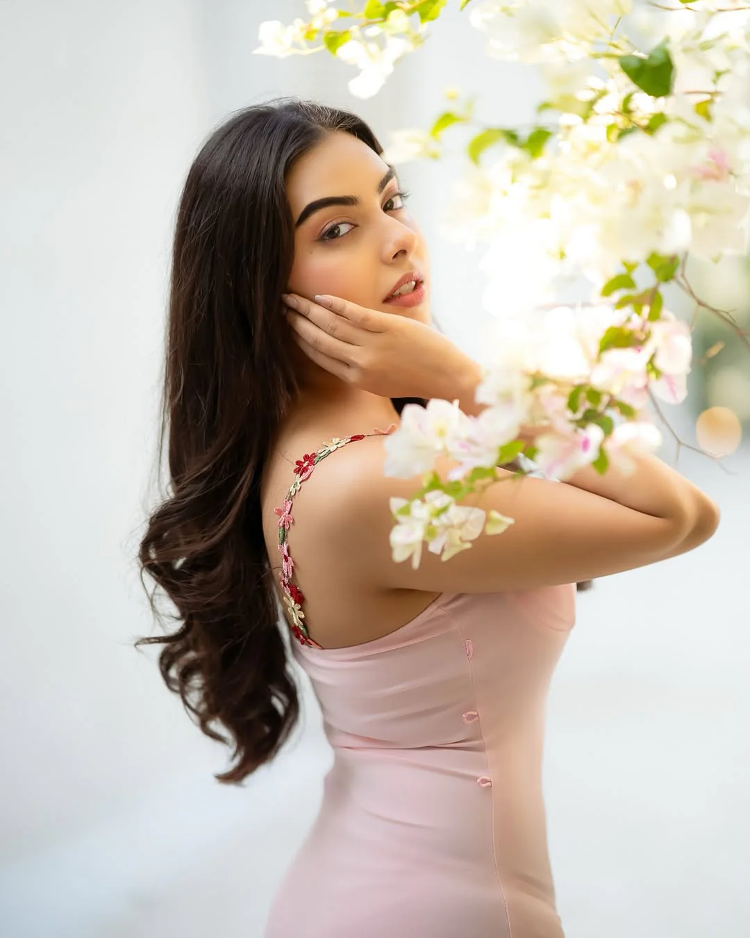 Roma Bodycon Midi Dress in Pink - Image 6