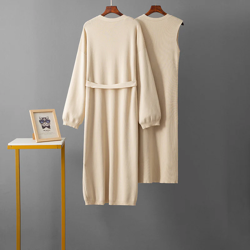 Romy Luxe Winter Dress With Cape - Image 7
