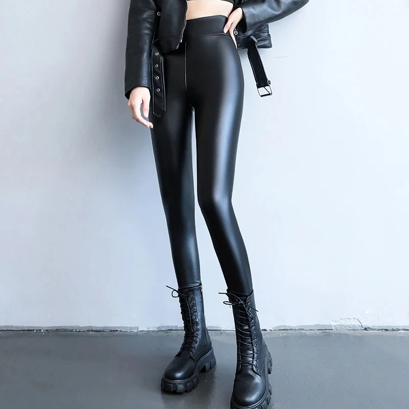 Roy Leather Slimming Premium Fleece Leggings - Image 3