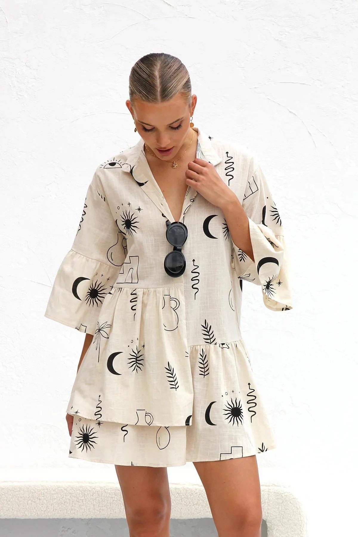 Rubeya Breezy Summer Dress In Off White - Image 4