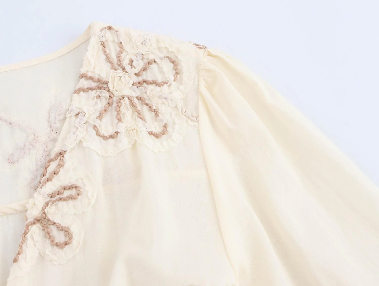 Rumaya Summer Holiday Dress In Off-White - Image 6