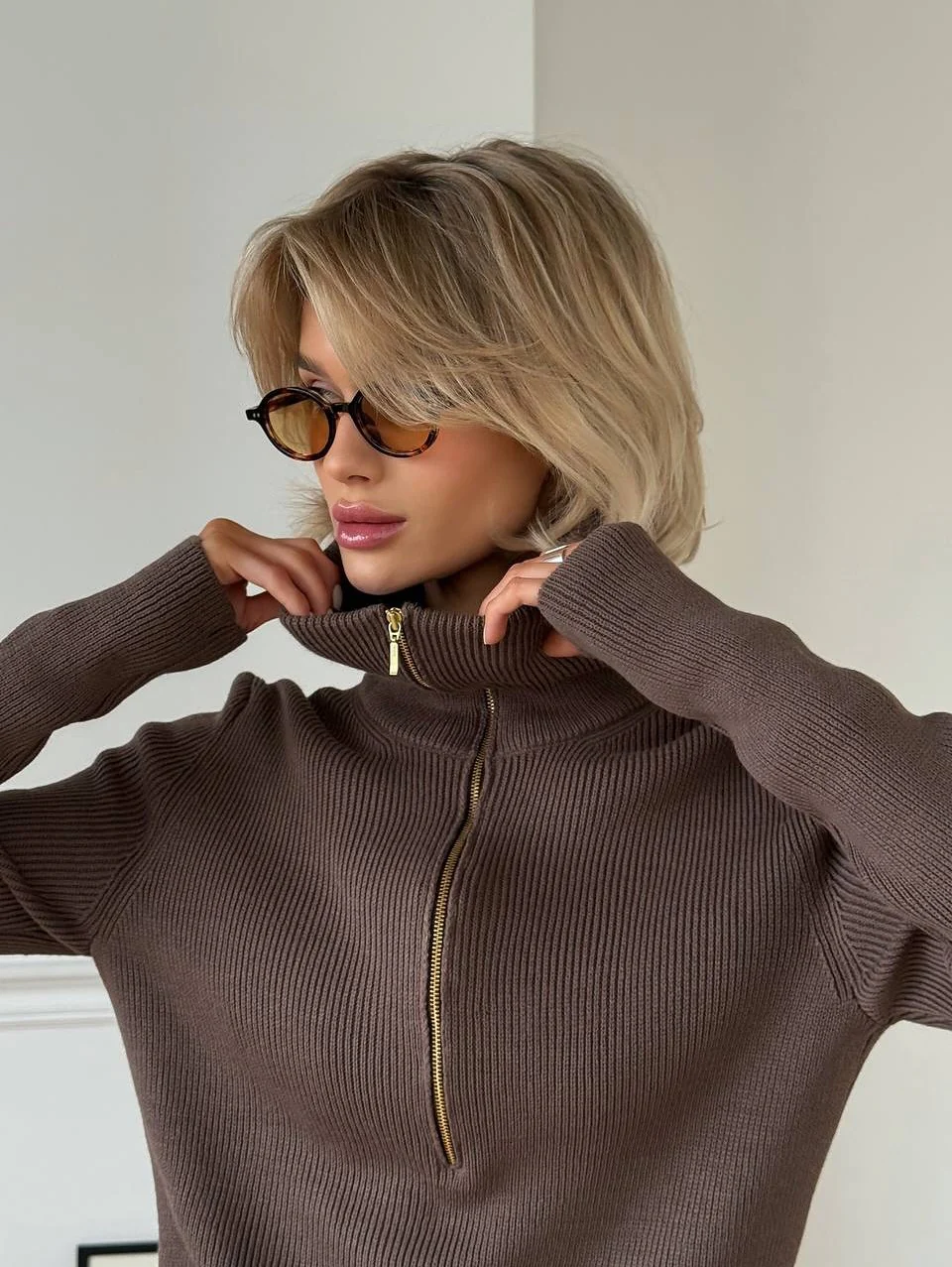 Sabrina Woolen Zipper Pullover - Image 2
