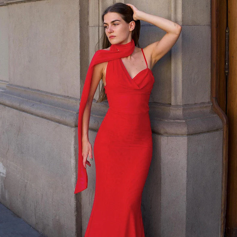 Saddle Statement Bodycon Dress With Attached Scarf In Red - Image 3