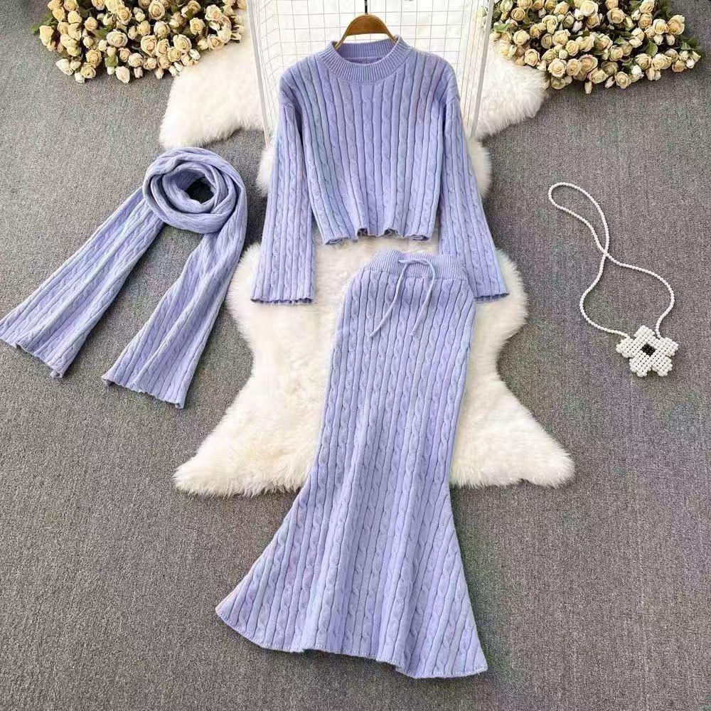 Sal Luxe Winter Coord Set with Scarf - Image 2