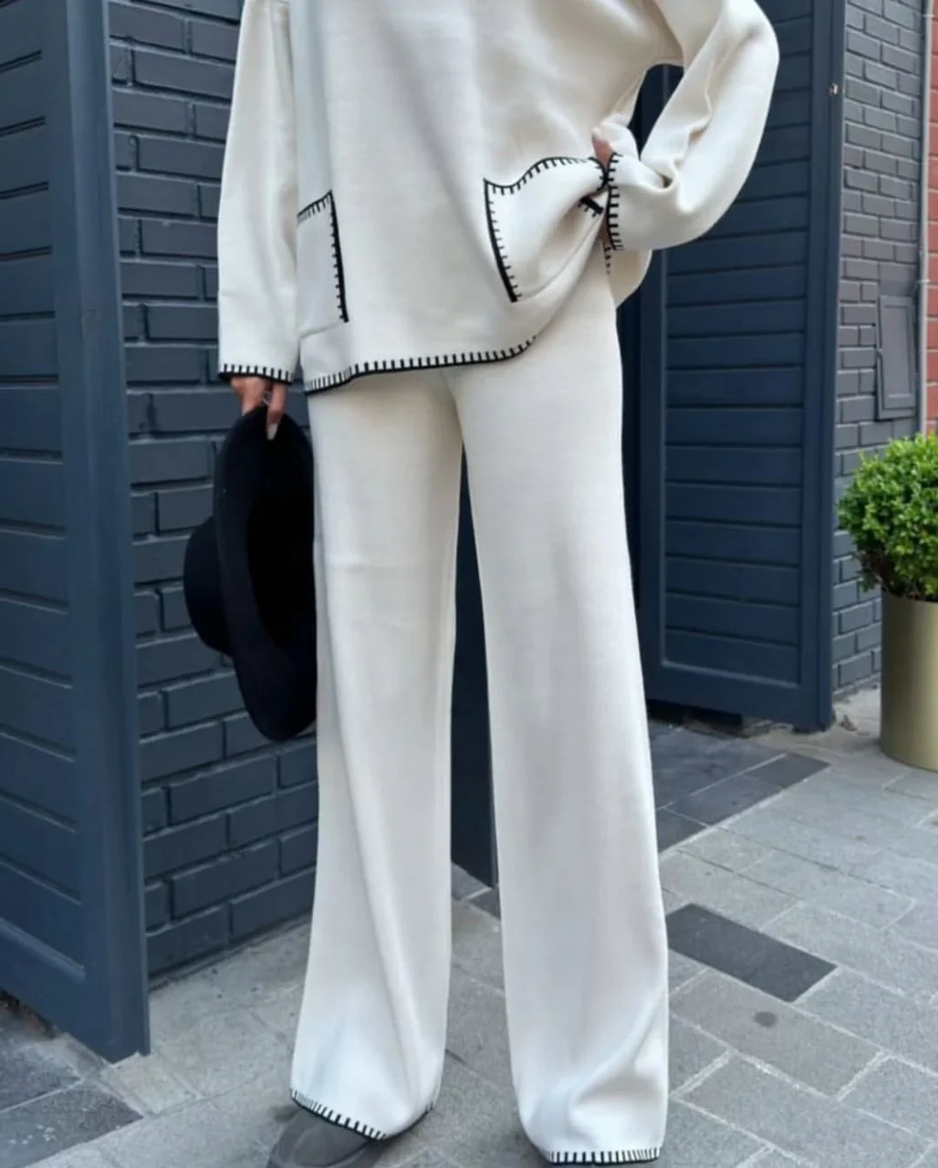 Sally Luxe Winter Coord Set- Set of Top and Pants - Image 4