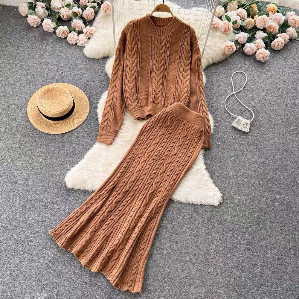 Salma Knitted Woolen Coord Set - Image 3