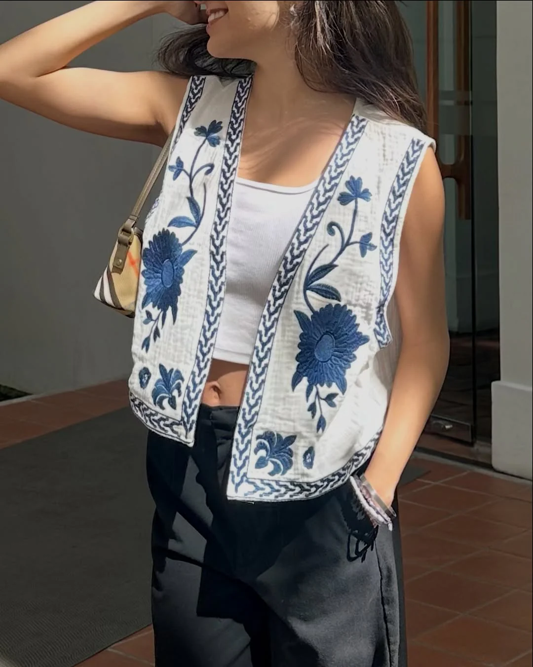 Sarai Statement Vest Top - Image 5