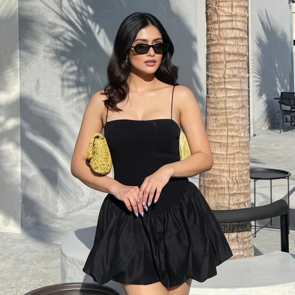 Semena Statement Balloon Dress In Black - Image 3