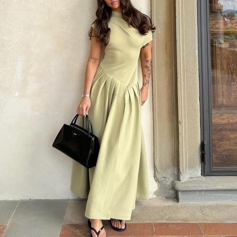 Sereia Statement Pleated Holiday Dress In Pista Green - Image 3