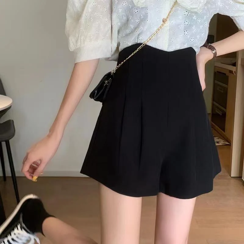 Seul Statement Shorts - Image 3