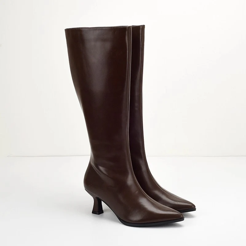 Solia Knee High Pointed Boots - Image 4