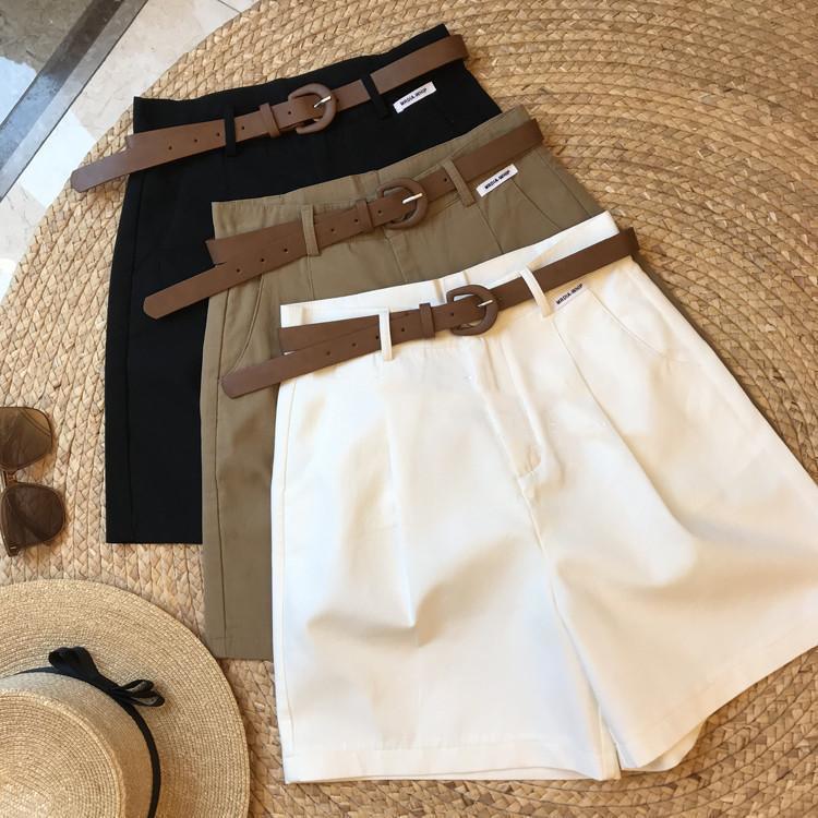 Sutton Statement Shorts With Belt In Khaki - Image 5