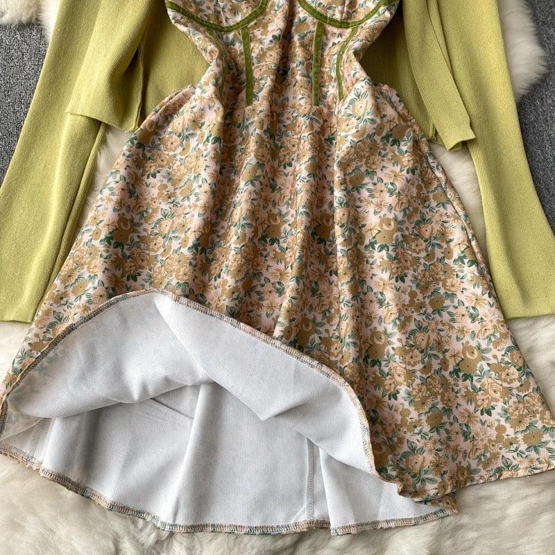 Harriet Set of Dress and Cape - Image 3