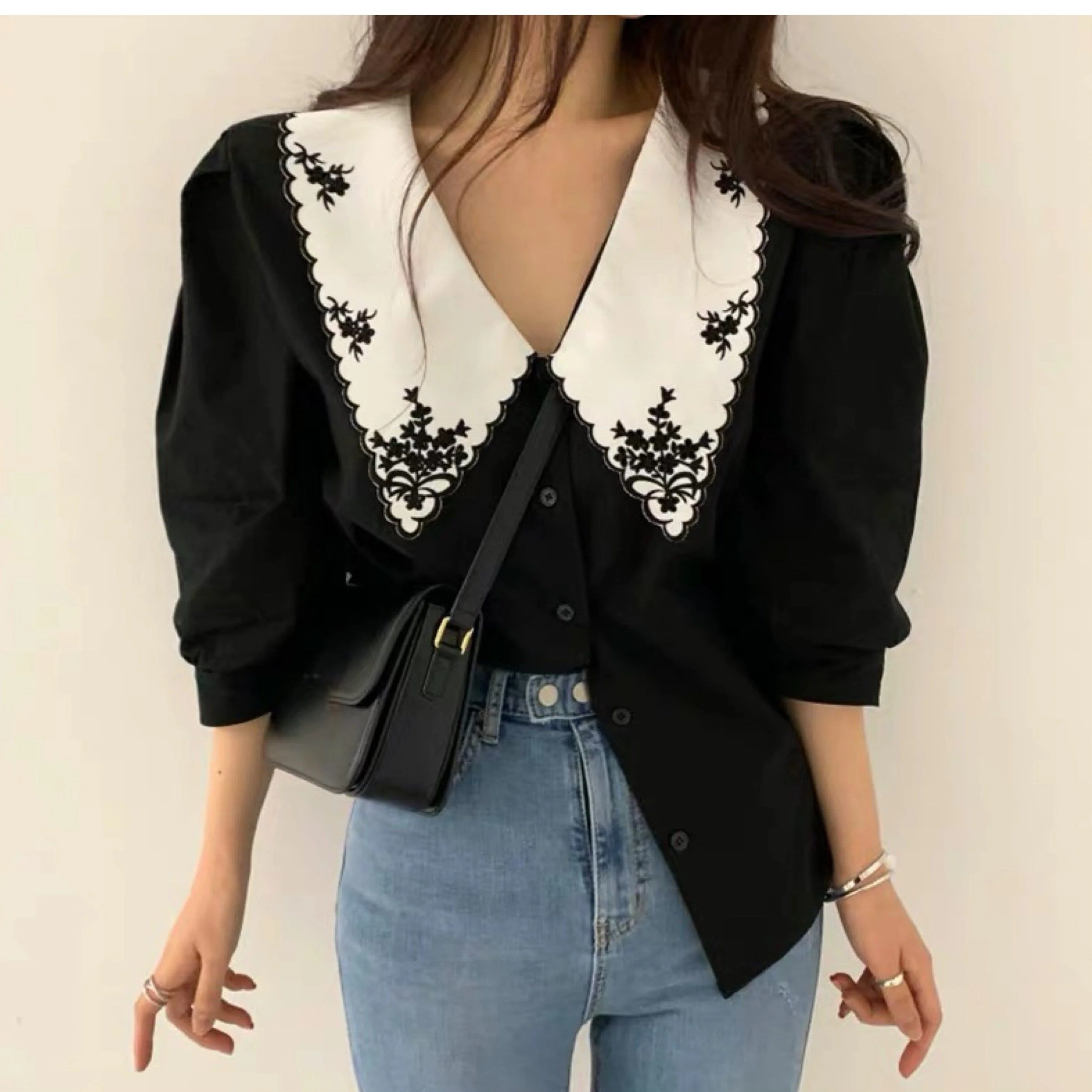 Tempa Vintage Blouse - Image 4