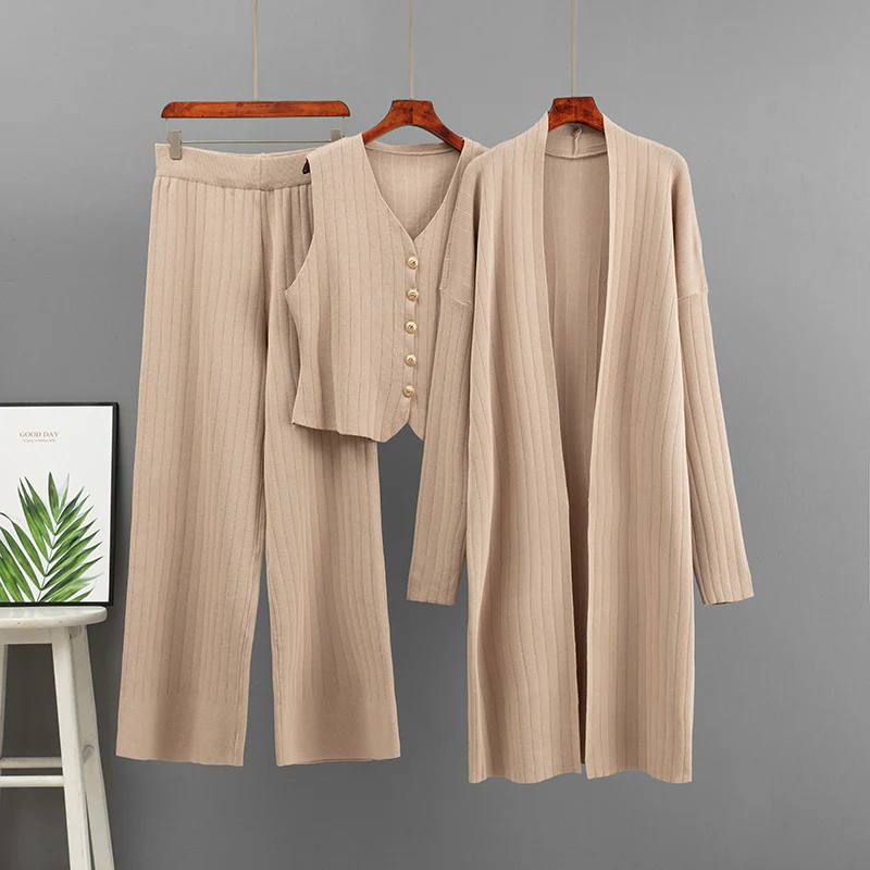 Teresa Luxe Coord Set With Cape - Image 2