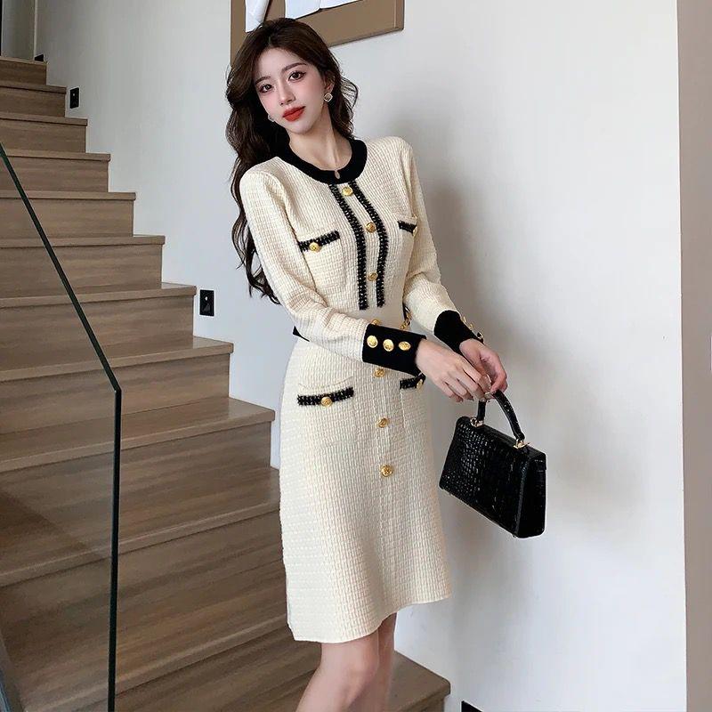 Terra Vintage Woolen Dress - Image 4