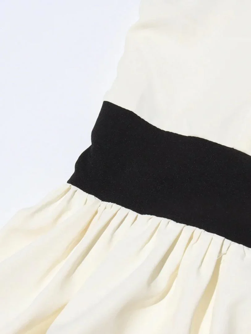 Wesley Offshoulder Holiday Maxi Dress In White - Image 3