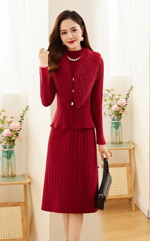 Yaren Woolen Dress With Fur Vest Top - Image 2