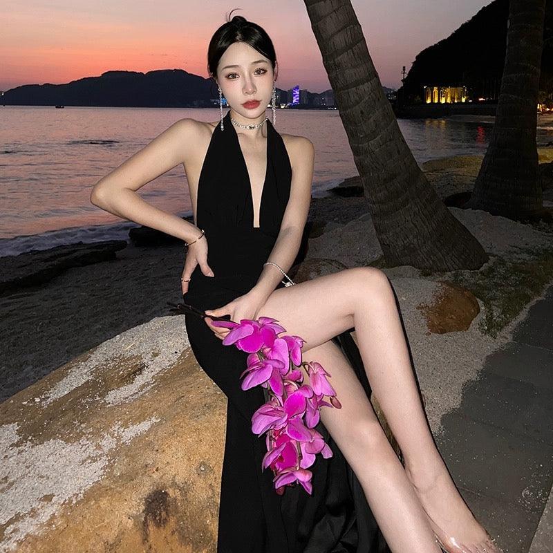 Zenith Halter neck Maxi Dress in Black - Image 3